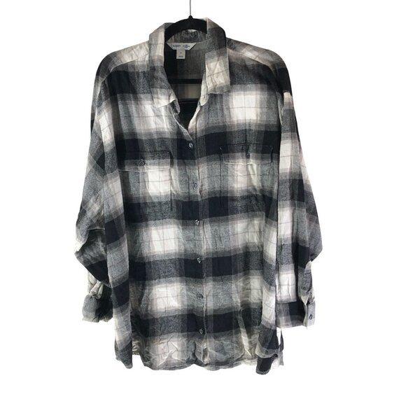 Old Navy Tops - Old Navy Womens Boyfriend Flannel Shirt Black & White Plaid 100% Cotton 3X